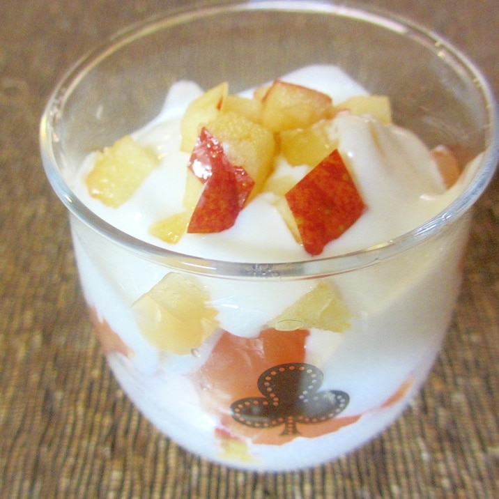 グレフルゼリーとりんご ヨーグルトのグラスデザート レシピ 作り方 By Mococo05 楽天レシピ